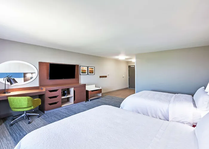 Hampton Inn Gardner